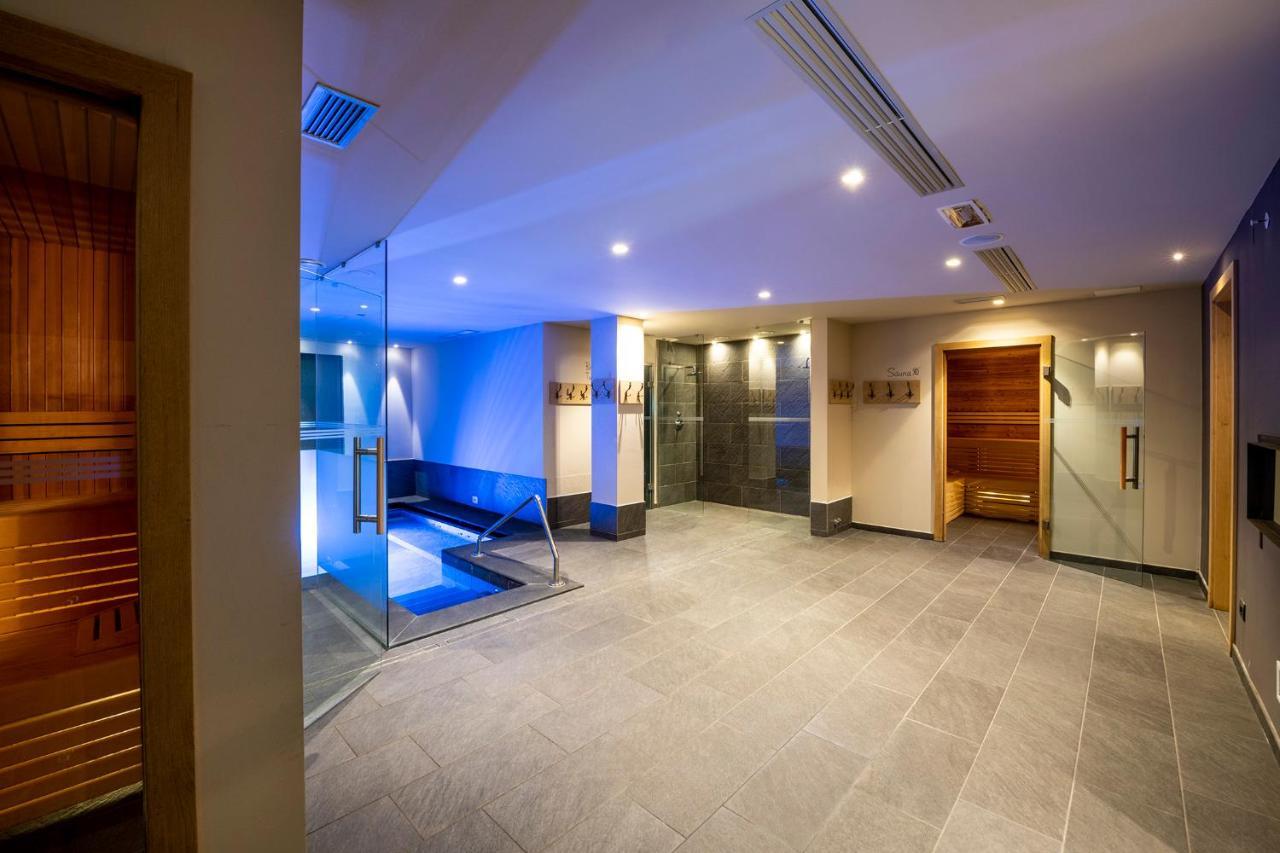 Design & Suite Hotel Ciarnadoi Vigo di Fassa Kültér fotó