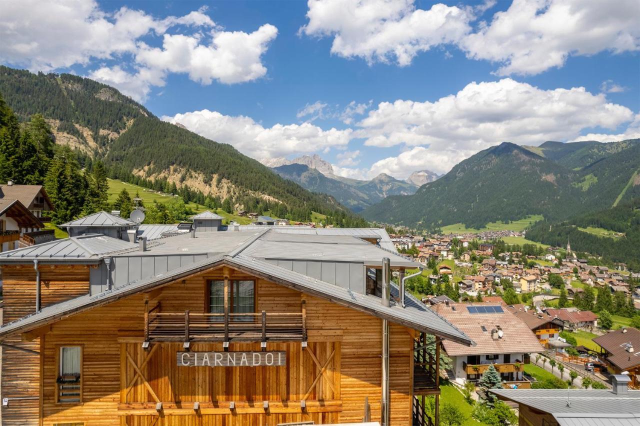 Design & Suite Hotel Ciarnadoi Vigo di Fassa Kültér fotó