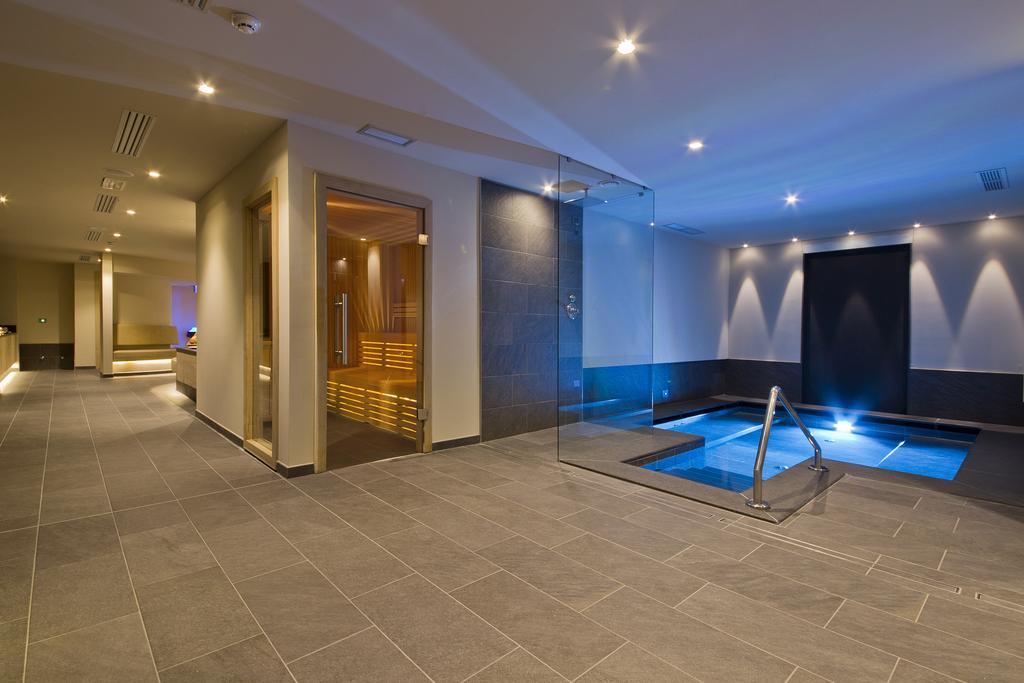 Design & Suite Hotel Ciarnadoi Vigo di Fassa Kültér fotó